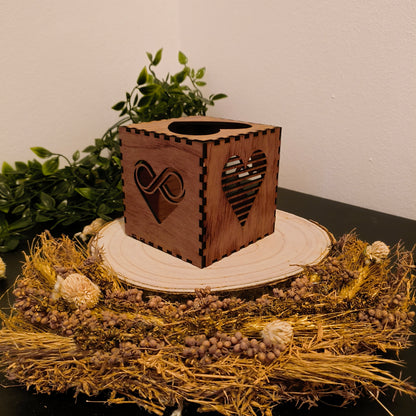 Personalisierte Holz Lichtbox mit Namen – Romantisches Geschenk für Ihn & Sie