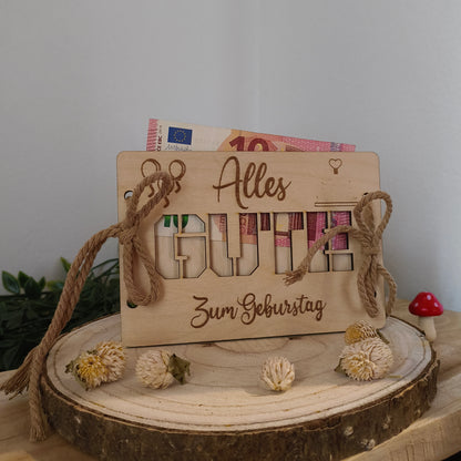 Geldgeschenk zum Geburtstag aus Holz – „GUTE“ Karte